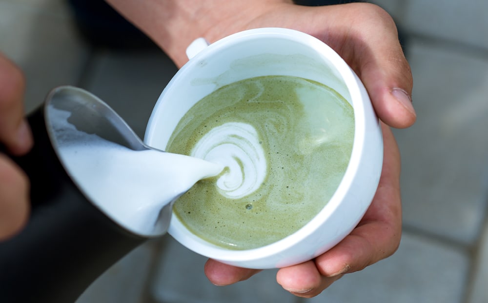 HOW EGCG MAKES YOU HEALTHIER, AND THE BEST WAYS TO TAKE IT